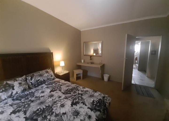 4 Bedroom Property for Sale in Odendaalsrus Free State